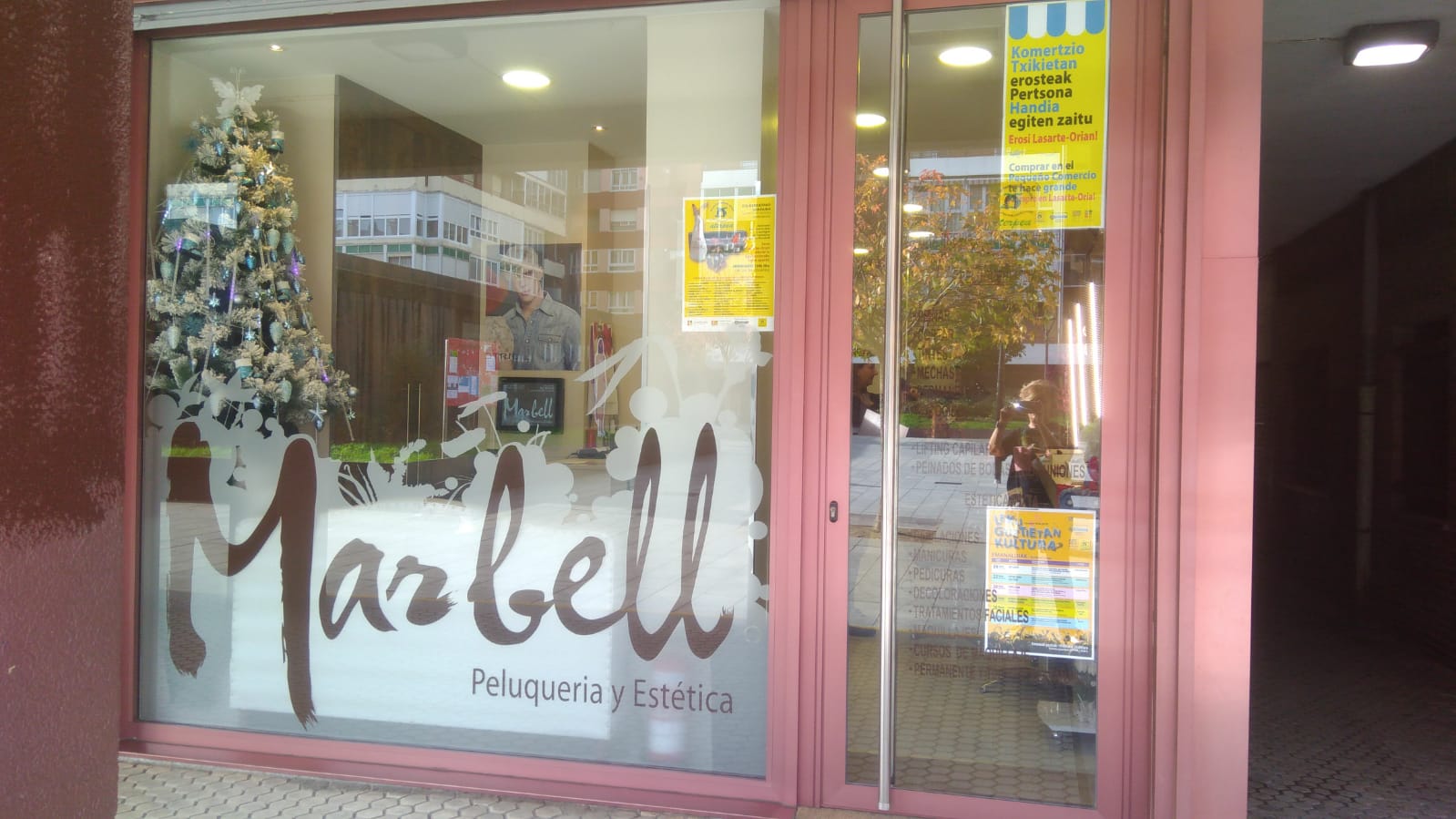 Imagen de PELUQUERIA MARBELL